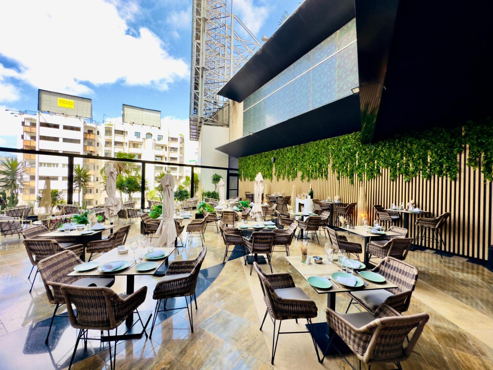 Hotel Kenzi Tower